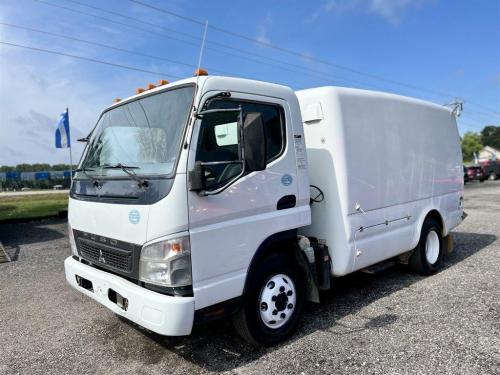 2010 Mitsubishi Fuso FE